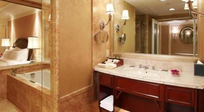 L'Arc Hotel Macau 5*,